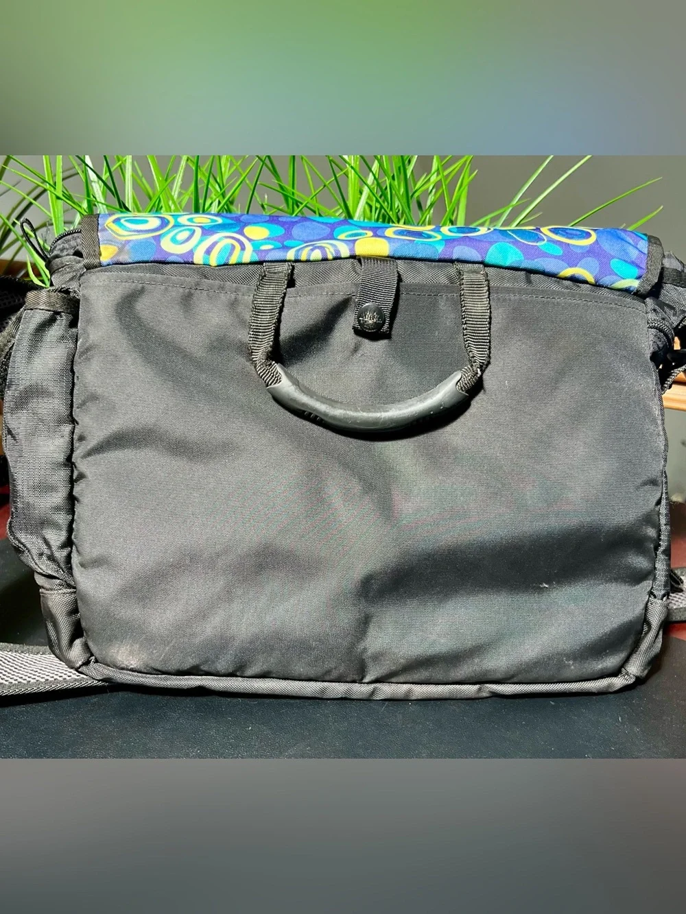 L.L. BEAN Retro Bubble Print Messenger Bag - Vibrant & Durable!